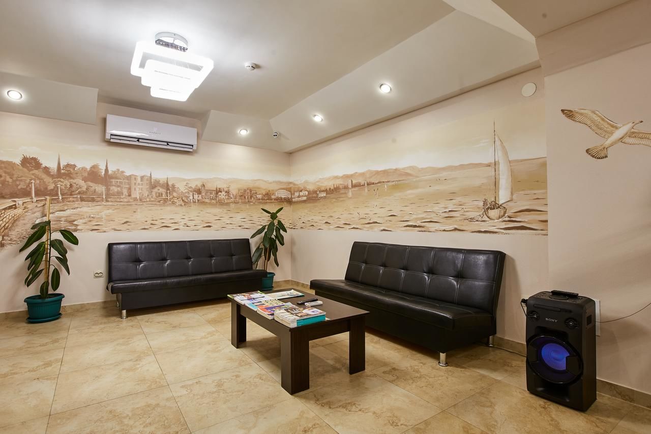 Отель Hotel Comfort Сухум