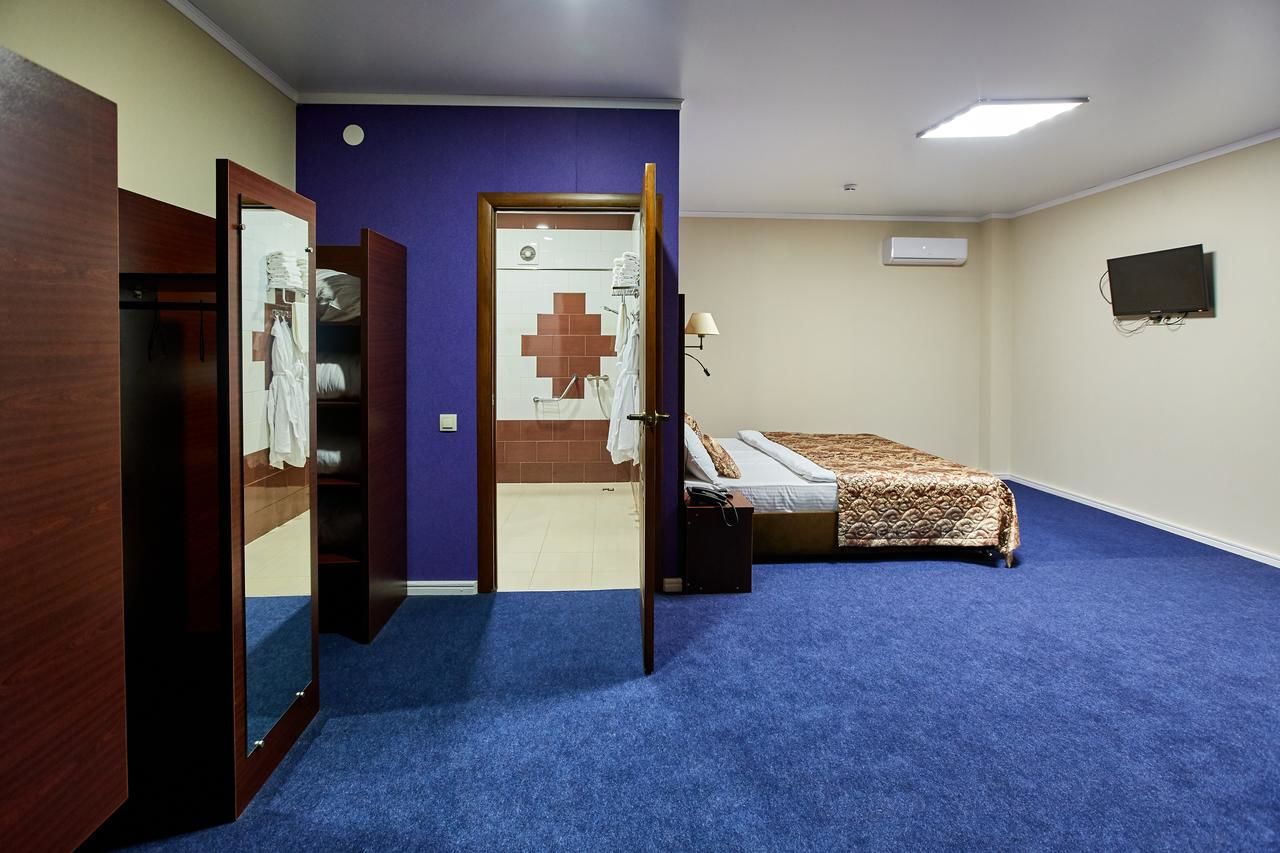 Отель Hotel Comfort Сухум