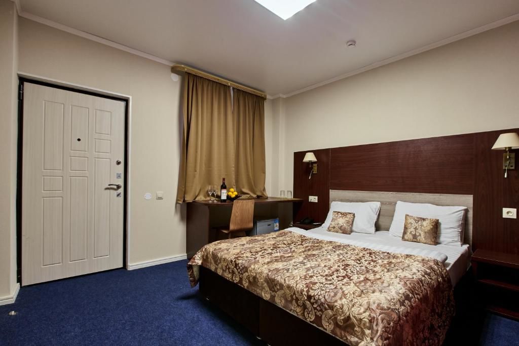 Отель Hotel Comfort Сухум