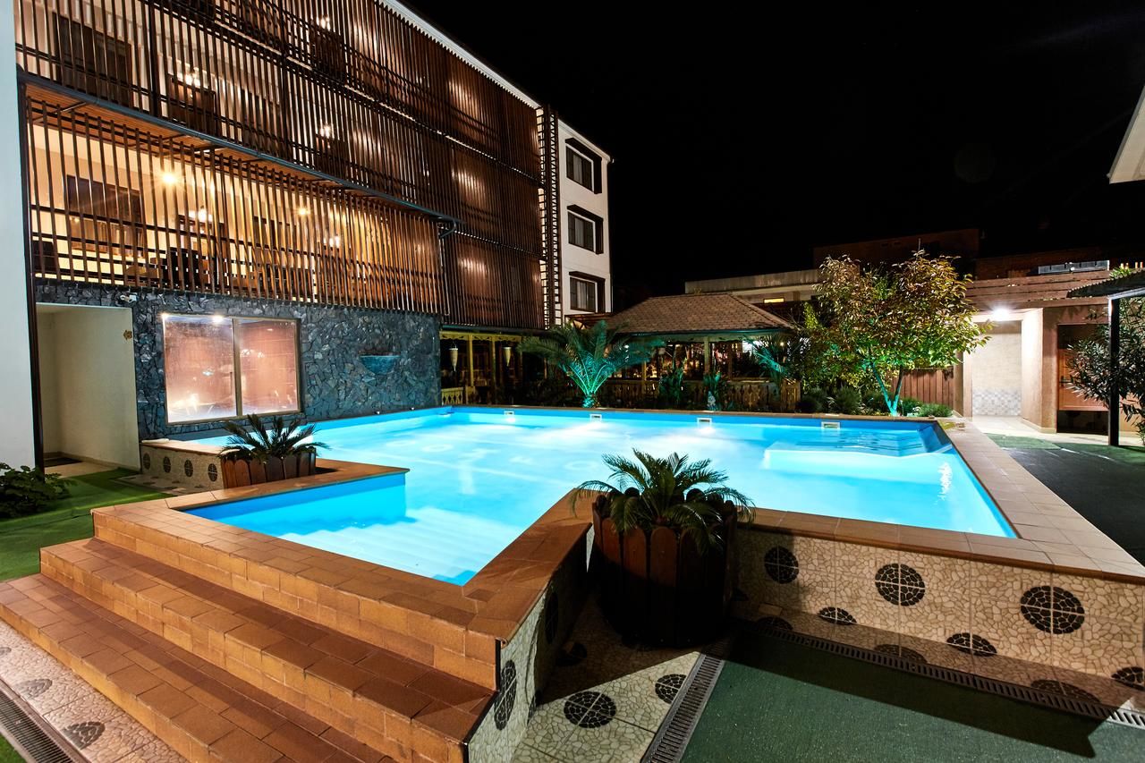 Отель Hotel Comfort Сухум-8